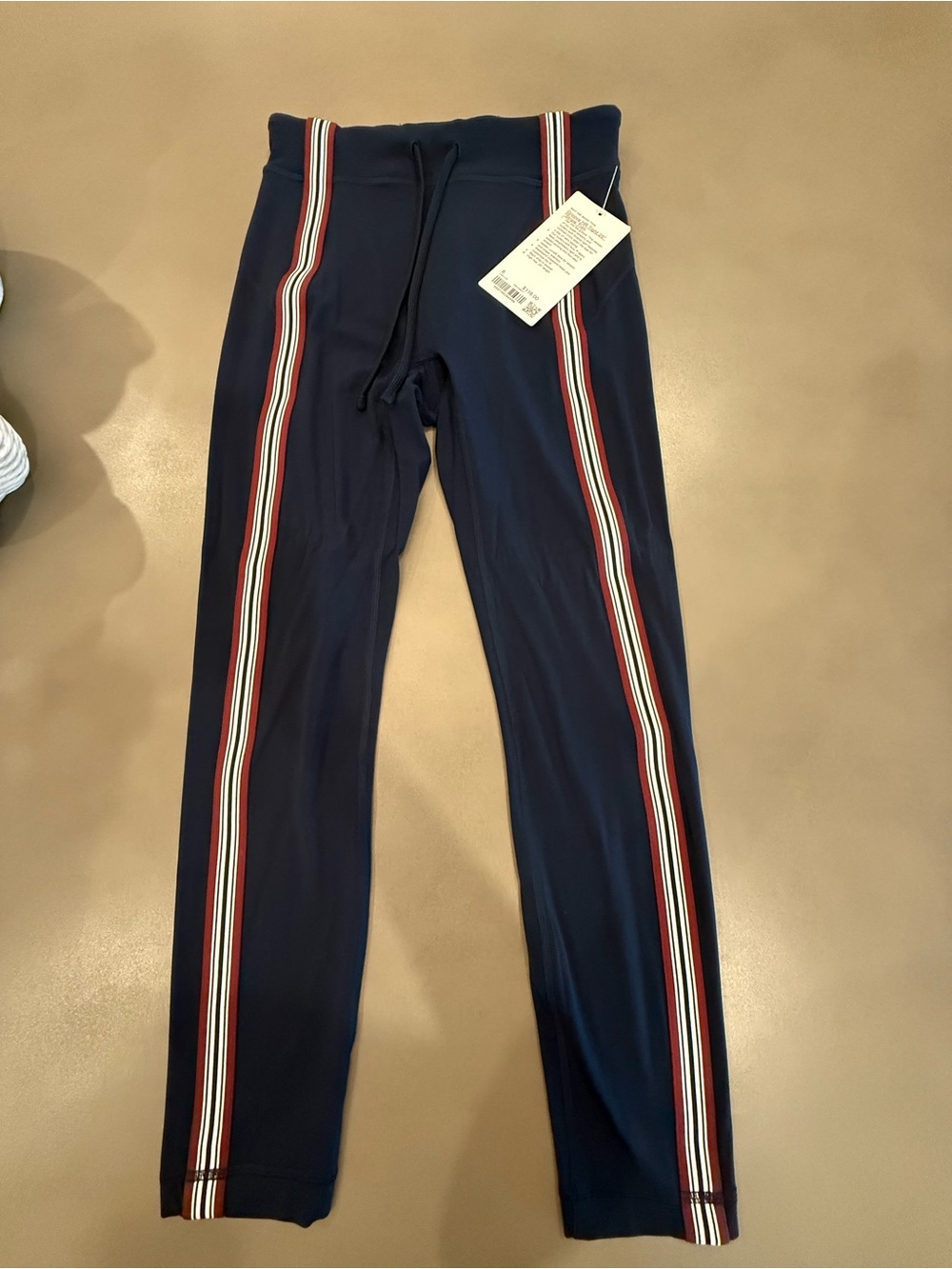 Lululemon Groove HR Tight 25" Stripe Trim Stripe Trim Leggings in Blue Size 6 NW